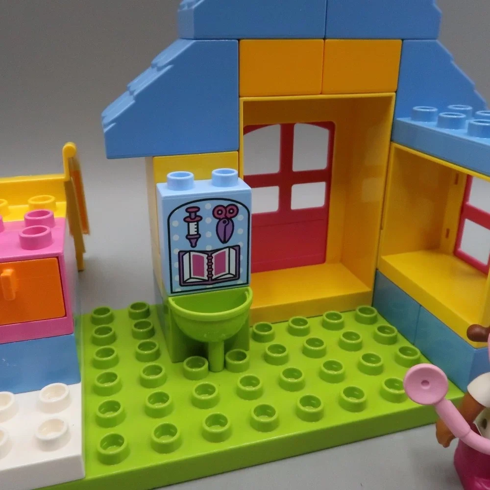Lego Duplo Doc Mcstuffins Doctor Nurse Vet Set & Dragon Stuffy Figure Disney